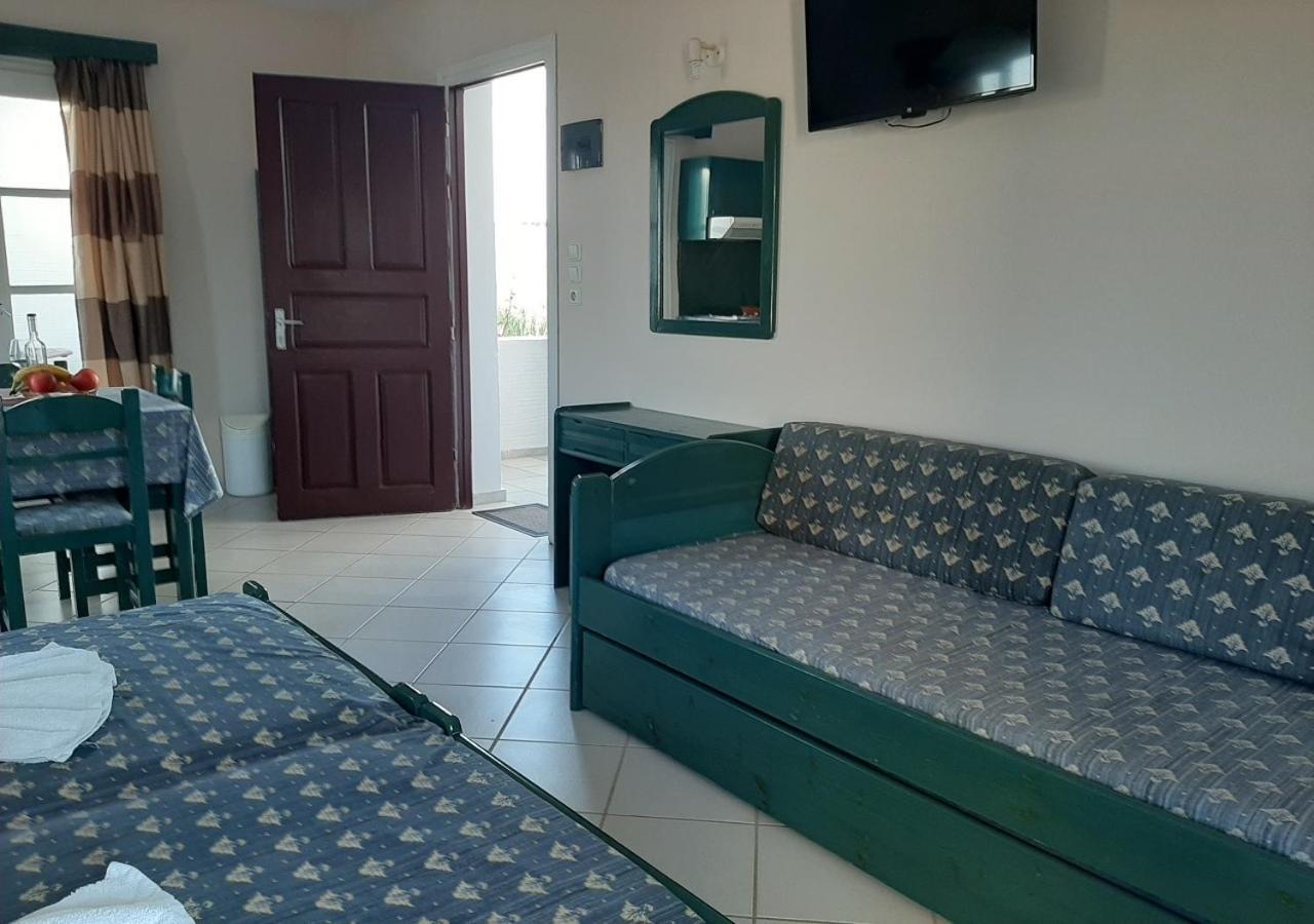 Joanna'S Rooms On The Beach Плака Номер фото