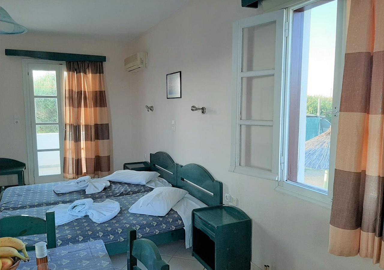 Joanna'S Rooms On The Beach Плака Номер фото